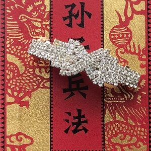 1920s Style Sparkly Hair Clip